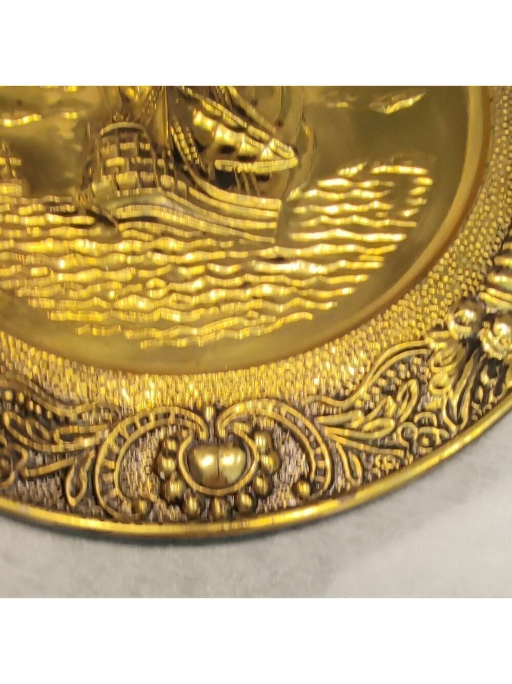 Vintage Metal Brass 14” Tin Wall Hanging Ship Plate - Picture 4 of 5